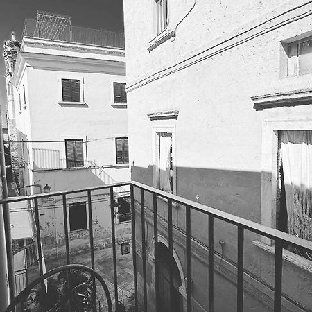 Home J&J Bari Exterior photo